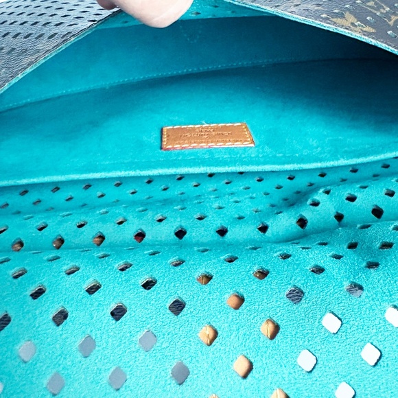 Louis Vuitton Limited Edition Saumur Bag Monogram Flore Perforated 2012 Cruise - Picture 8 of 14